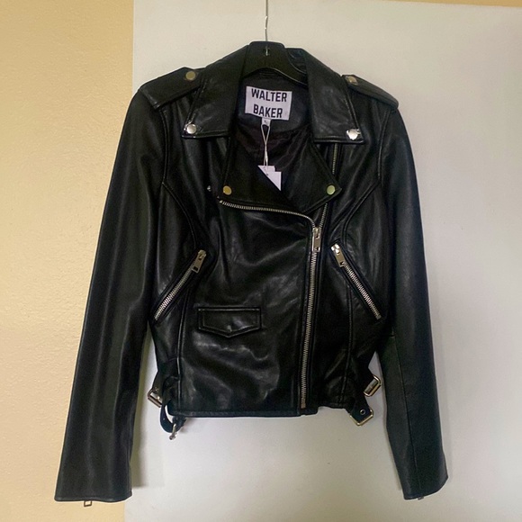 ✨HP✨NWT Walter Baker Liz Leather Crop Moto Jacket - Picture 4 of 8